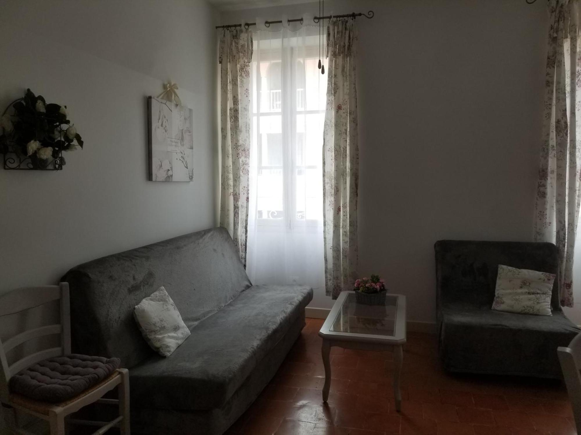 Joli T2 de 40m² à louer à Le Muy (83490) Exterior foto